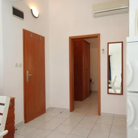 아파트 By The Sea Pasadur - - 8386 Lastovo