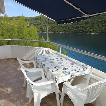 Appartement By The Sea Pasadur - - 8386